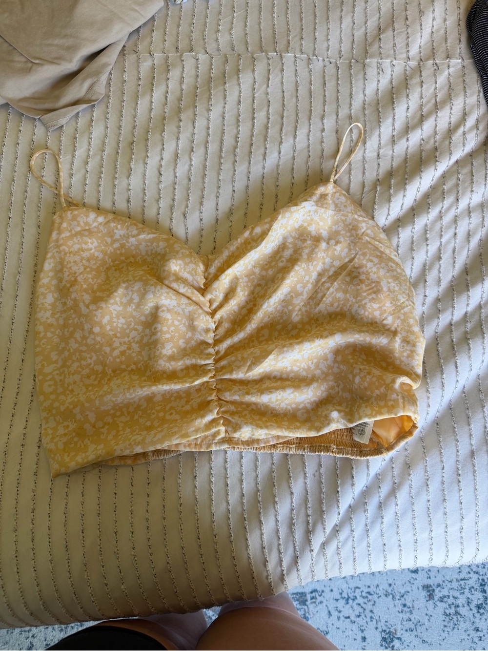 Abercrombie Yellow Floral Ruched Crop Top - Women
